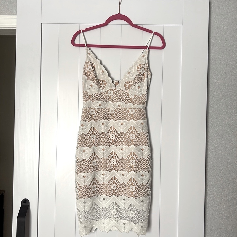 XS Lulus white crochet dress